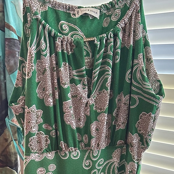 Green Sleeveless Maxi-dress. Perfect for summer! Size Large - Picture 4 of 9